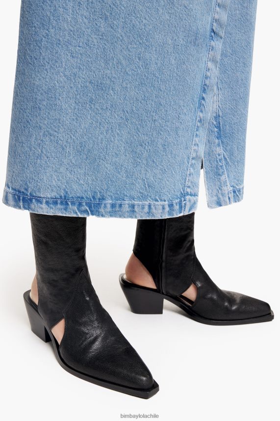 Bimba Y Lola botín de piel con aberturas PT6884600 guerra de pies negro